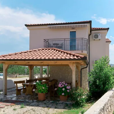 아파트 Camp Marko-5 By Interhome